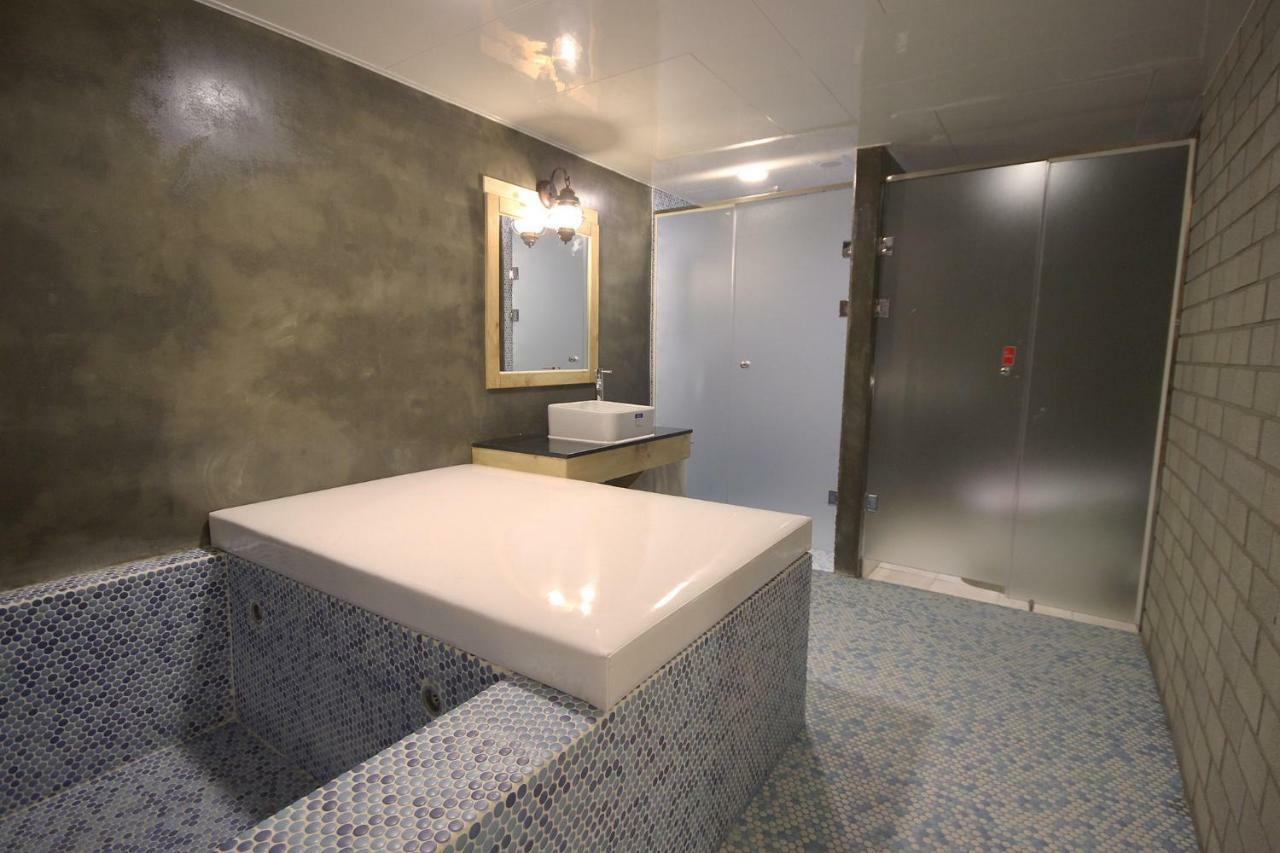 Hotel Yaja Dongnae Pusan Zewnętrze zdjęcie